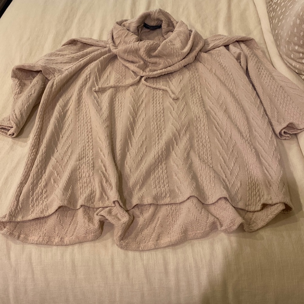 Boutique sweater cream in color